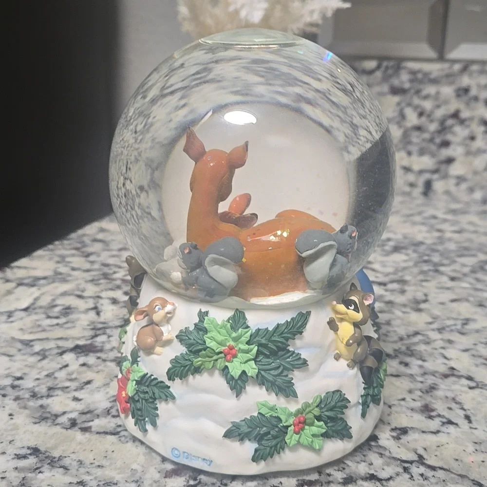 Disney Bambi Snow Globe with Forest Friends - Picture 4 of 8